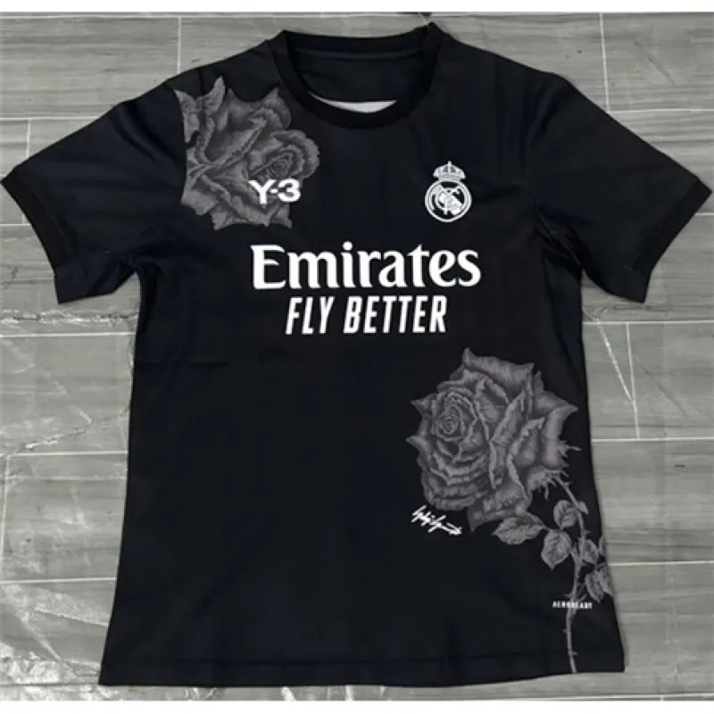 Maglia dell'edizione Y3 del Real Madrid 2024/25 - Nera