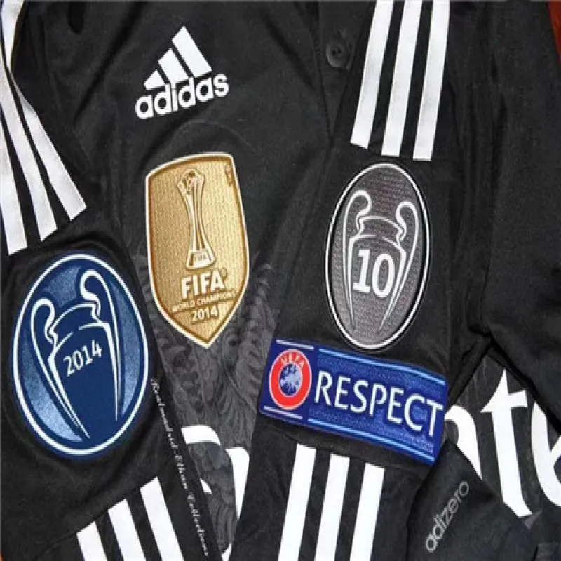 Real Madrid Langärmeliges Retro-Drittes Trikot 2014/15 - Schwarz