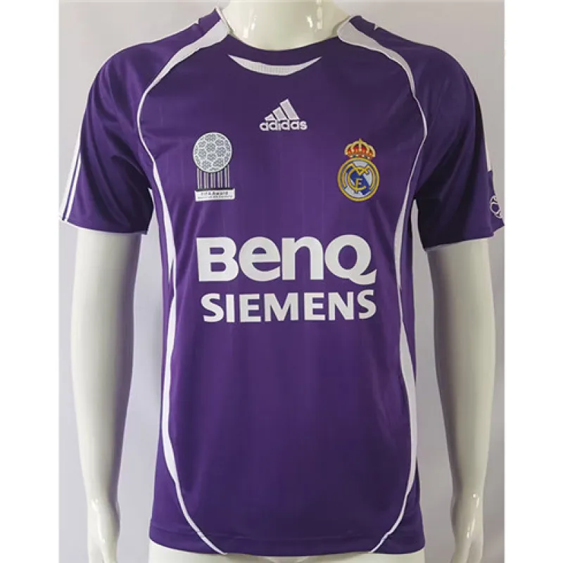Camiseta de fútbol retro del Real Madrid 2006 - Morado