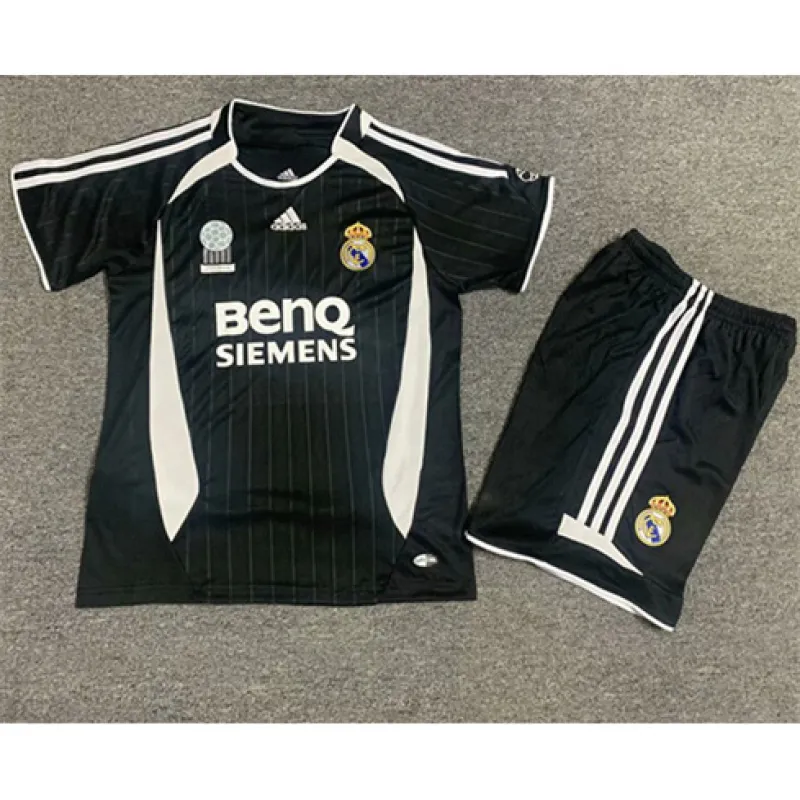 Maglia retro per bambini del Real Madrid 2006/07 Trasferta - Nera