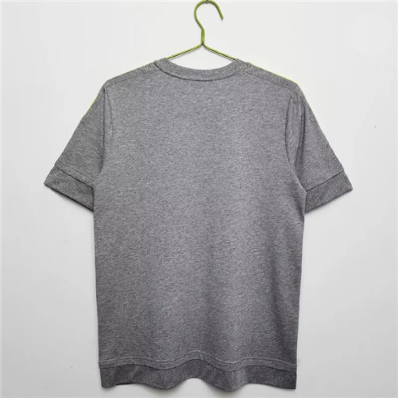 Maillot rétro du Real Madrid 2015/16 Extérieur - Gris