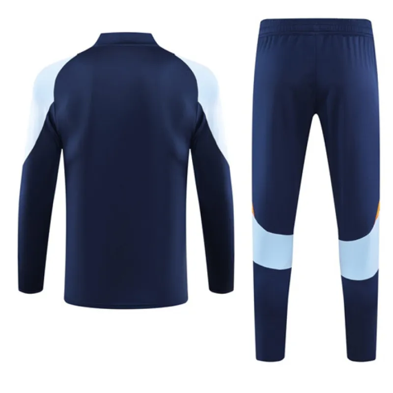 Vêtements de sport du Real Madrid 2024/25 - Bleu