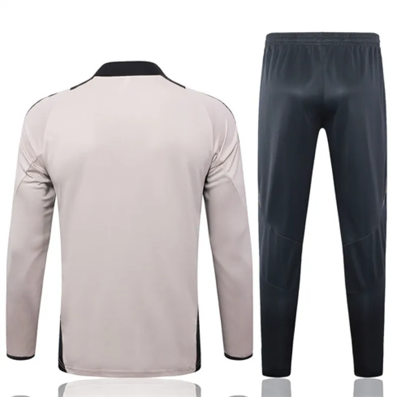 Ropa deportiva del Real Madrid 2024/25 - Gris