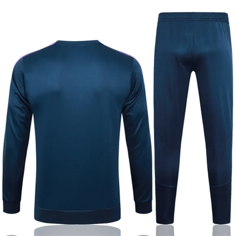 Vêtements de sport du Real Madrid 2024/25 - Bleu