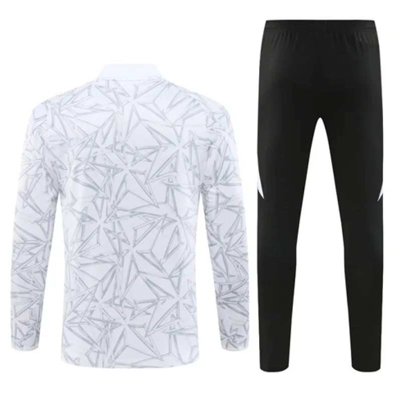 Vêtements de sport du Real Madrid 2024/25 - Blanc