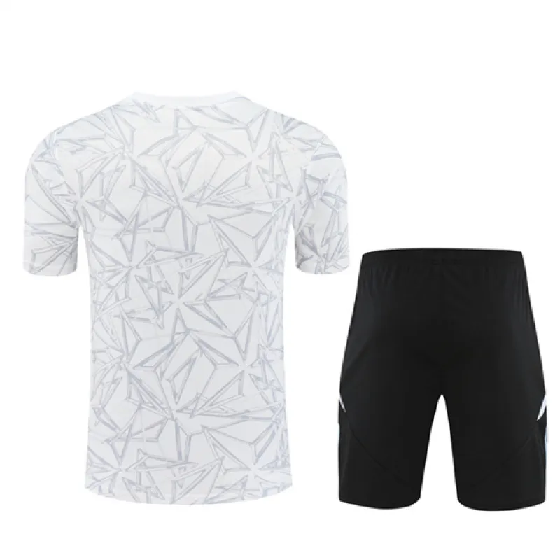 Maillot de formation + shorts pour enfants du Real Madrid 2024/25 - Blanc