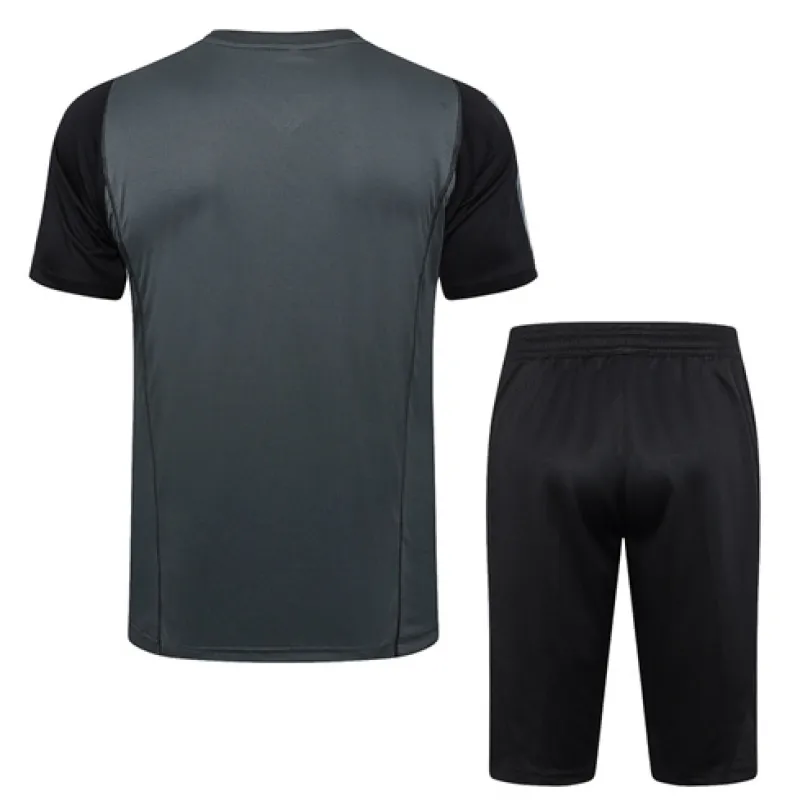Conjunto de entrenamiento Real Madrid 2024/25 gris