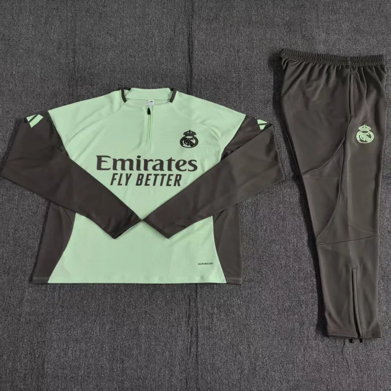 Real Madrid 2025/26 Kids Sports Set light green