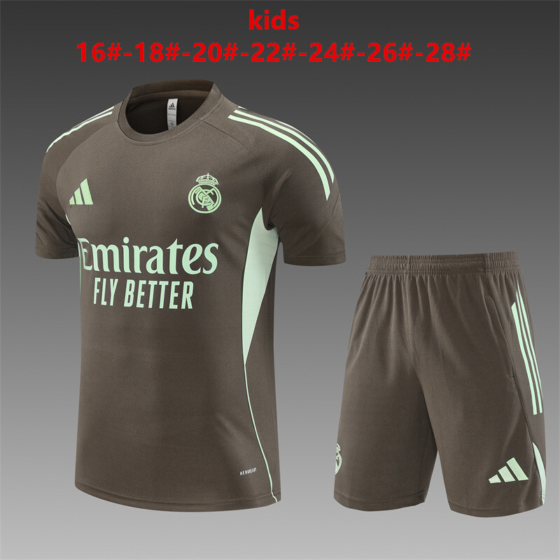 Real Madrid 2025/26 Conjunto de Entrenamiento Infantil caqui