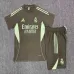 Real Madrid 2025/26 Conjunto de Entrenamiento Infantil caqui