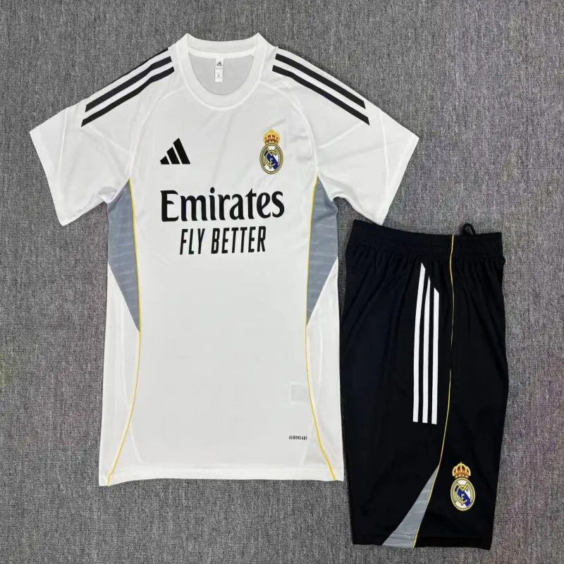 Real Madrid 2025/26 Conjunto de Entrenamiento Infantil blanco