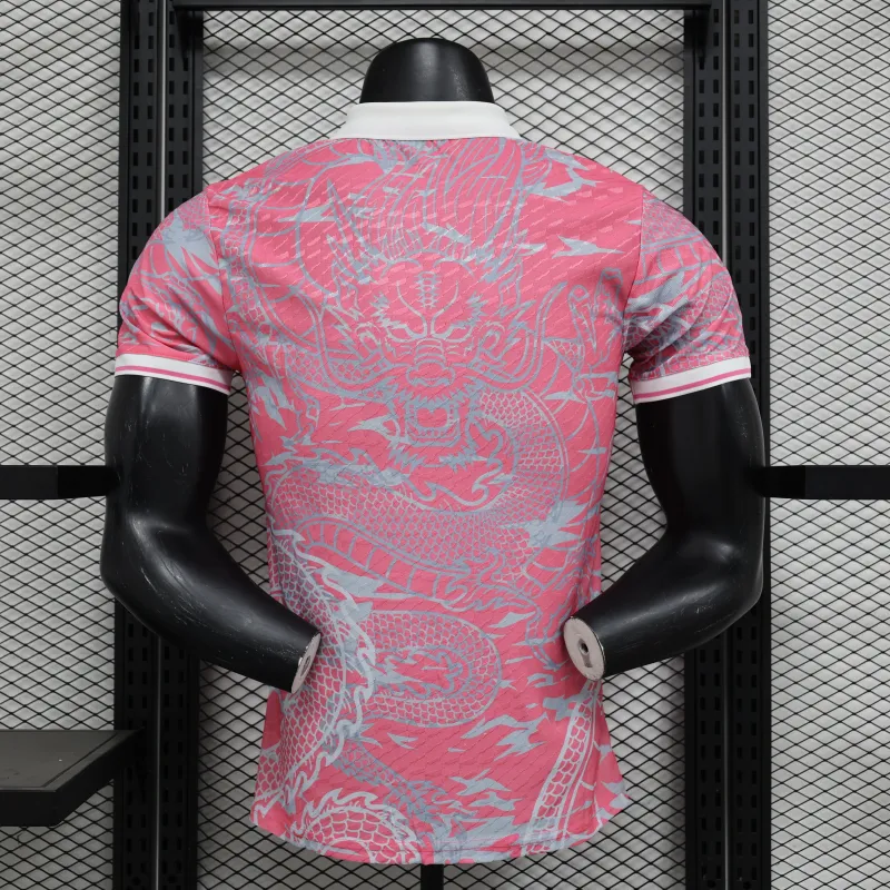 Real Madrid Spieler-Trikot Drachen-Edition 2025/26 - Pink
