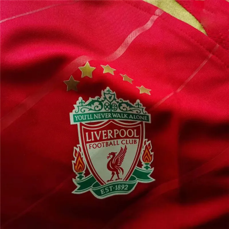 Camiseta retro local de Liverpool para la final de la Champions League UEFA 2004/2005 - Roja