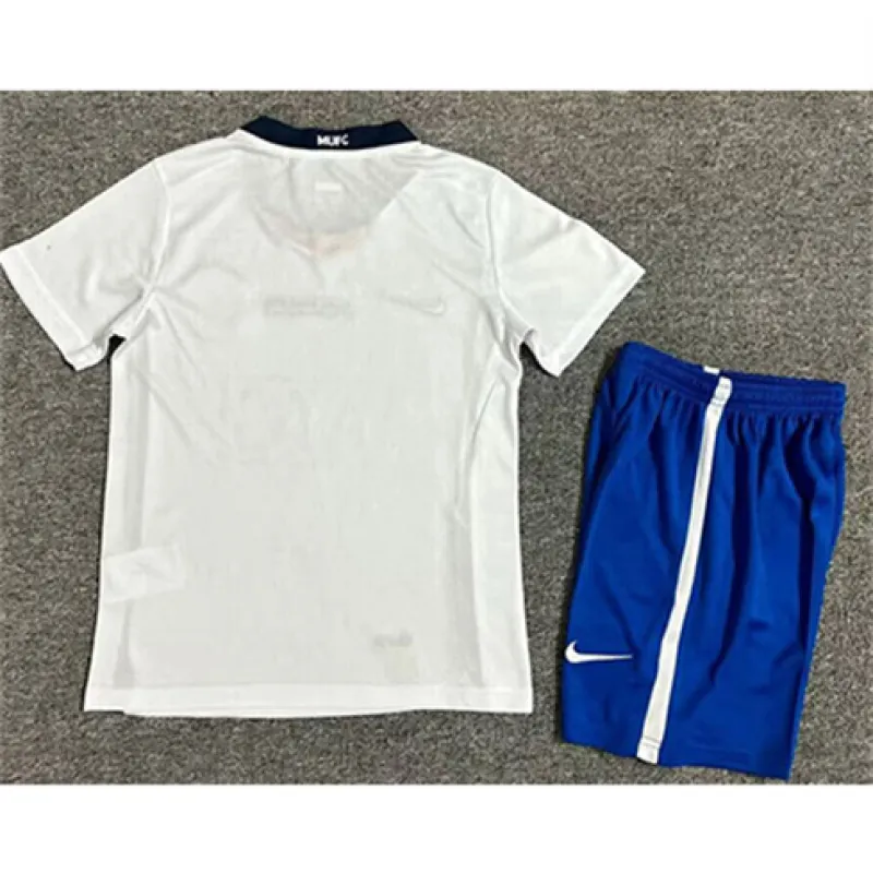 Manchester United Kids' Retro Jersey 2008/09 Away - White