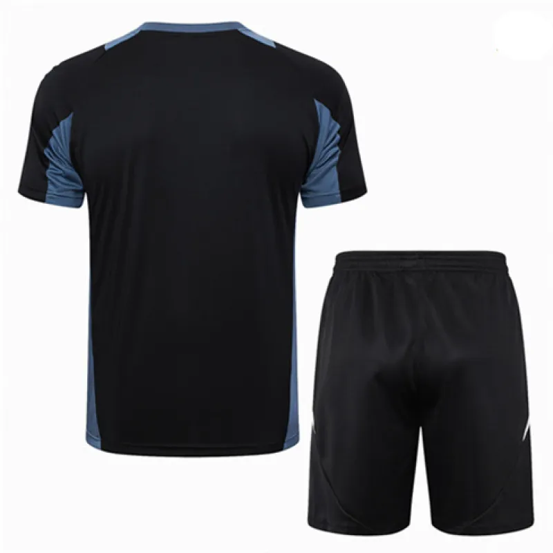 Manchester United Training Jersey + Shorts 2024/25 Black