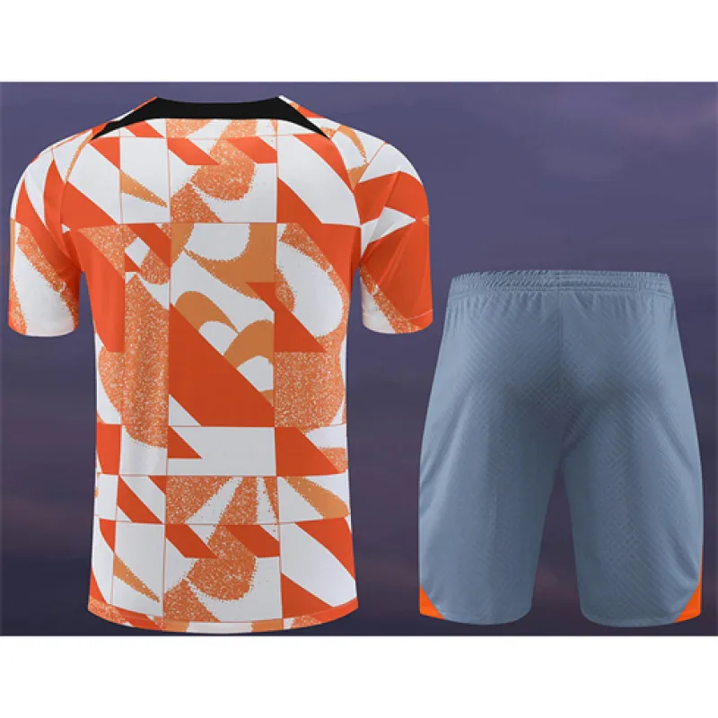 Inter Milan 2024/25 training jersey + shorts - red