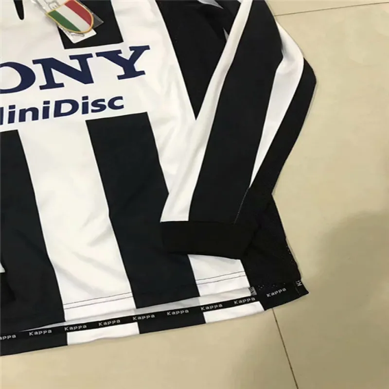 Juventus 1997/98 Home Retro Long - Sleeve Jersey - White