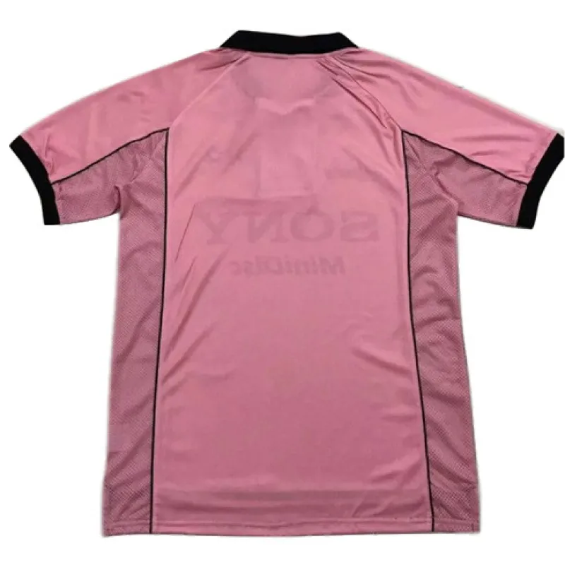 Maillot retro de domicile de Juventus 1998 - Rose