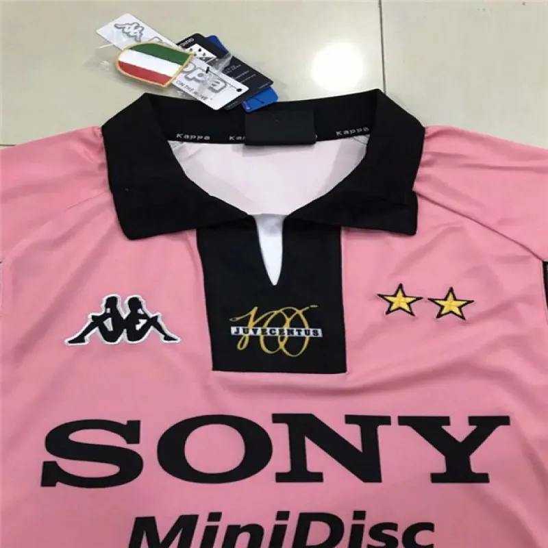 Maillot retro de domicile de Juventus 1998 - Rose