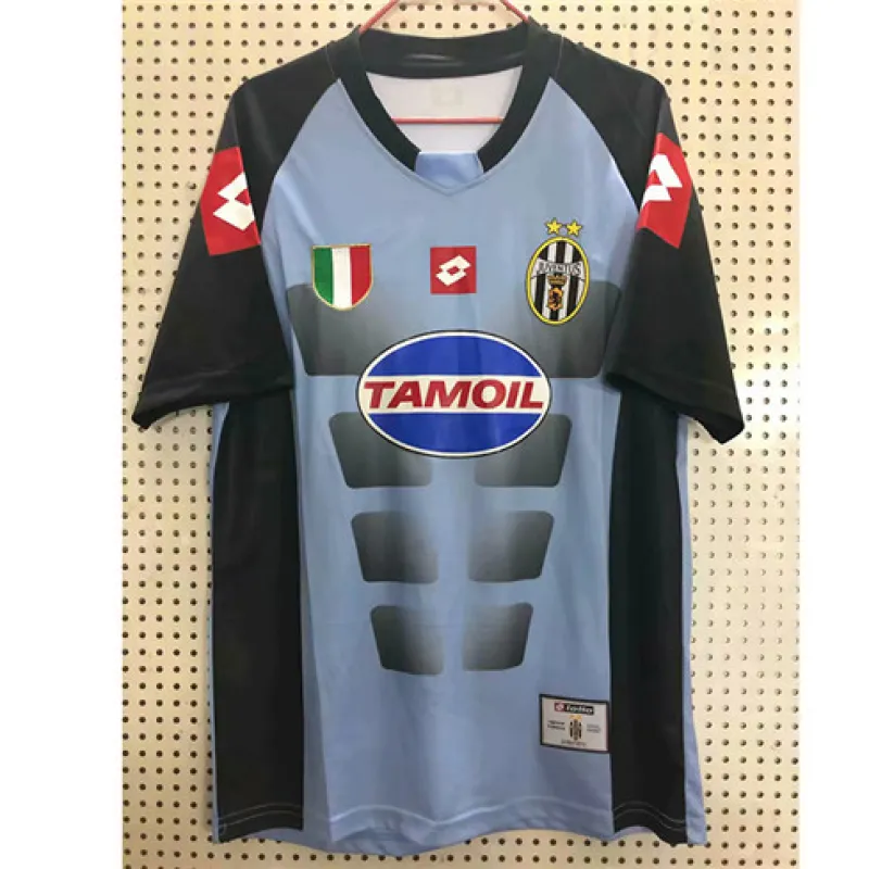 Juventus 2002/03 Away Retro Goalkeeper Jersey - Blue