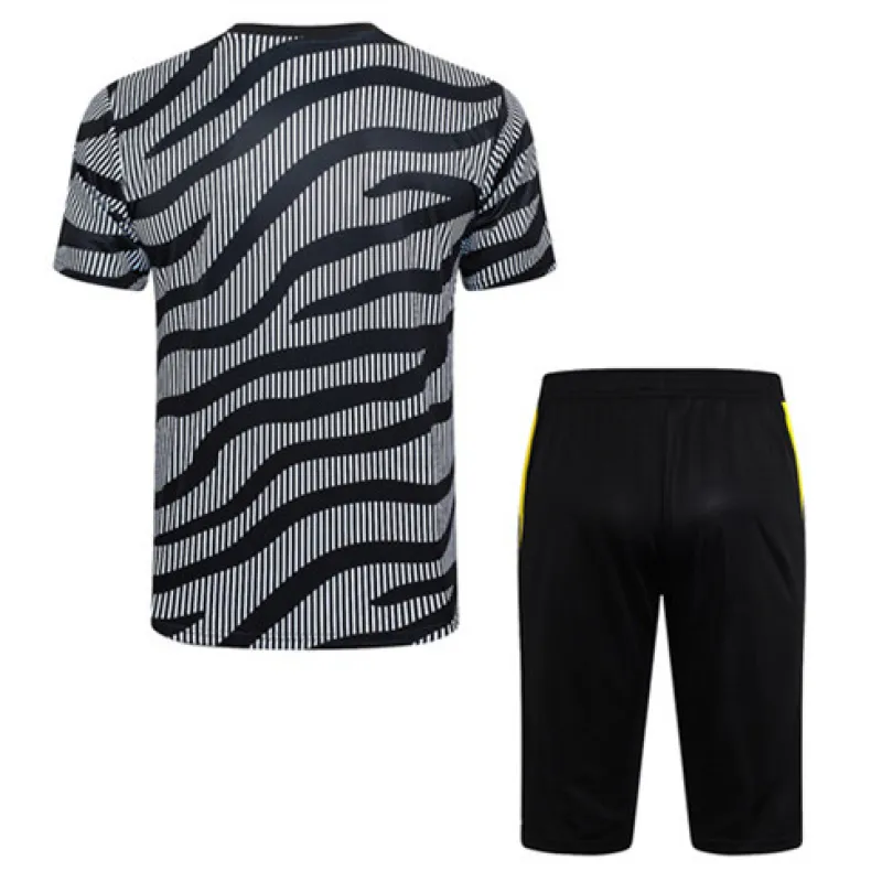 Juventus 2024/25 training jersey + shorts - grey