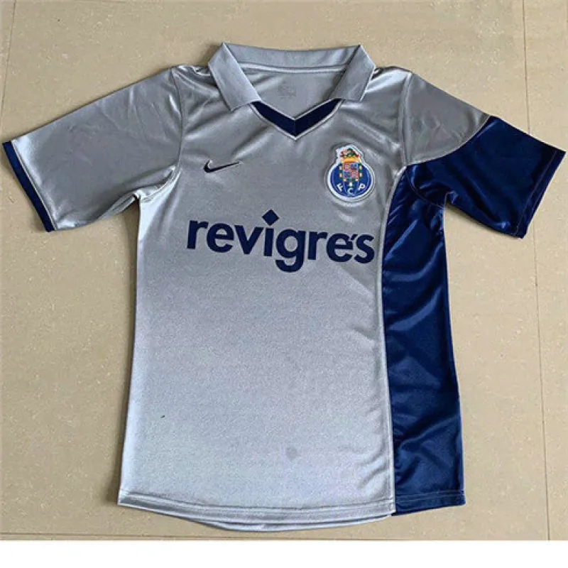 Le maillot rétro d'extérieur 2001 de FC Porto - Argent