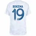 La maglia di trasferta della squadra nazionale francese di Karim Benzema per la Coppa del mondo 2022 - Bianca
