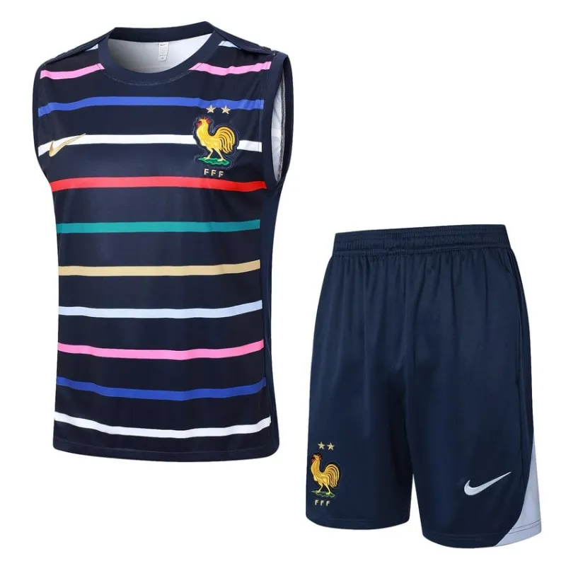 Die Weste und die Shorts der französischen Nationalmannschaft für die Saison 2024/25 - blaues Muster.
