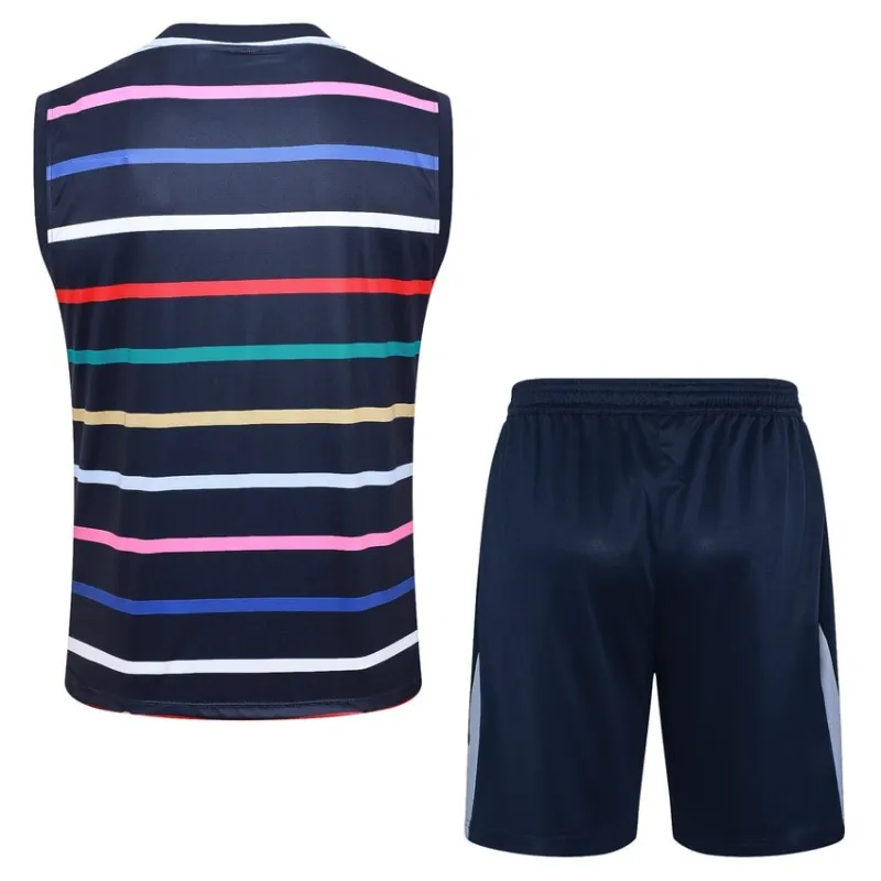 Die Weste und die Shorts der französischen Nationalmannschaft für die Saison 2024/25 - blaues Muster.