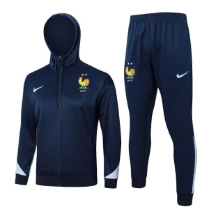 Die kapuzenhaltige Sportkleidung und die Hosen der französischen Nationalmannschaft für die Saison 2024/25 - dunkelblau.