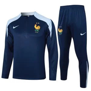 Die Sportkleidung und die Hosen der französischen Nationalmannschaft 2024/25 - blau