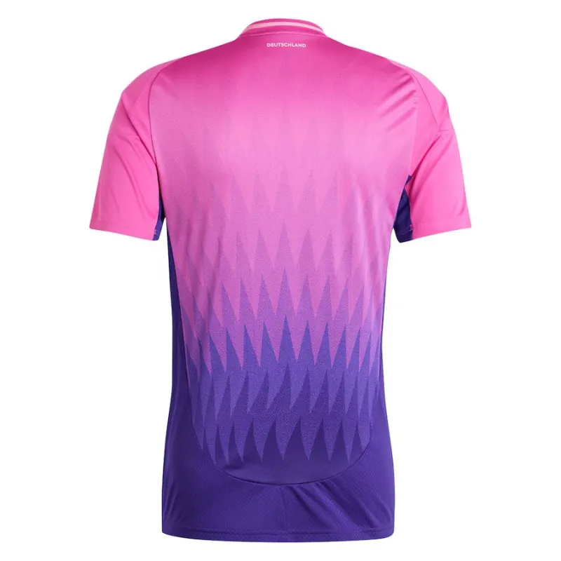 Le maillot d'extérieur de l'Allemagne 2024/25 - Rose