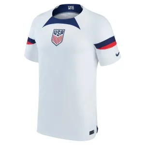 Le maillot domicile de l'équipe des États-Unis pour la Coupe du monde 2022, blanc