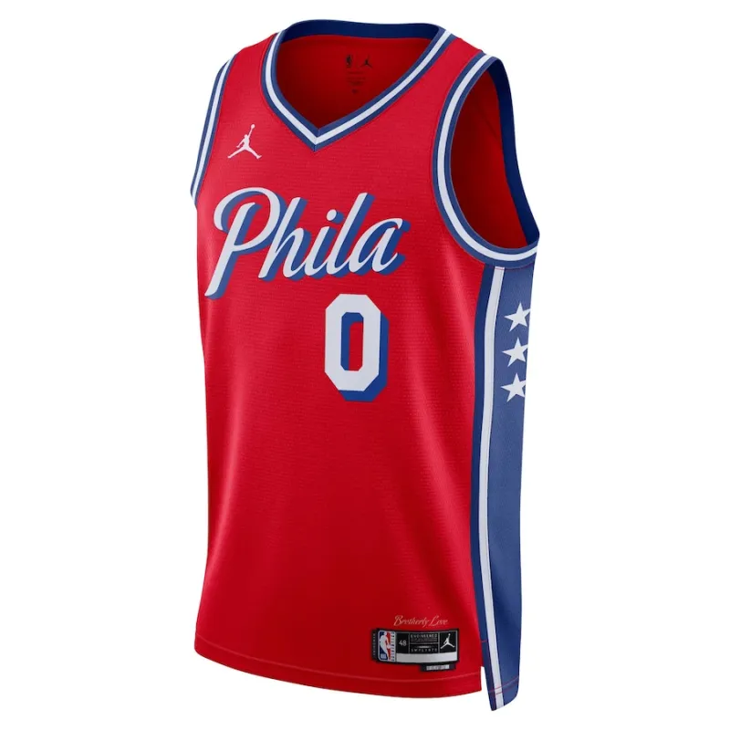 Tyrese Maxey Philadelphia 76ers Maillot Swingman Unisexe de la Marque Jordan - Édition Déclaration - Rouge