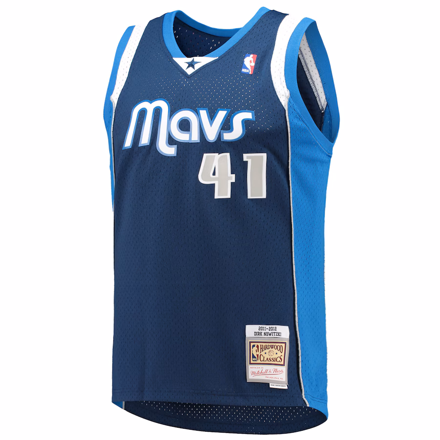 Dirk Nowitzki, Dallas Mavericks, 2011/12 Édition Classique, Bleu Marine